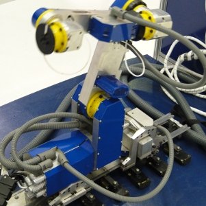 RoboTurb em funcionamento simulado no stand do LACTEC
