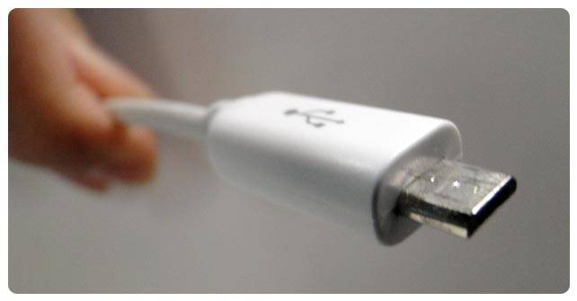 Conheça o plug USB do Kindle!