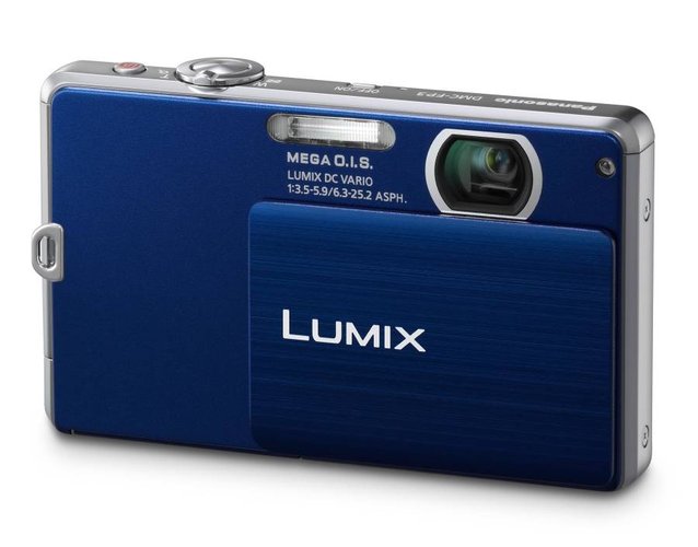 Lumix na cor azul com abertura para baixo