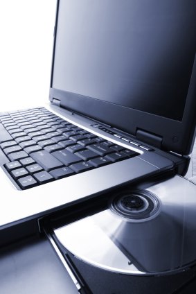 Netbooks não  possuem leitores de DVD. Pense nisso antes de comprar.