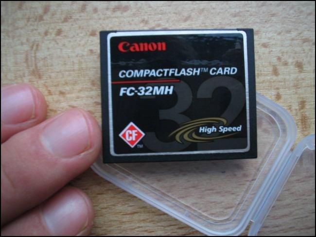 Cartão utilizando o padrão CompactFlash