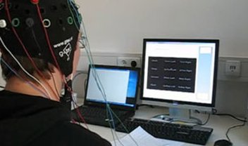 Captação de ondas cerebrais para controlar o computador