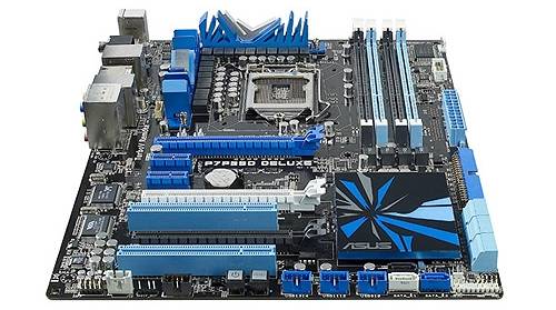 Novas placas-mãe, como esta ASUS P7P55D Deluxe, possuem o soquete LGA 1156
