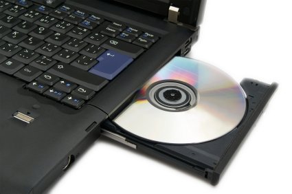 Faça o reboot com o disco ainda no drive