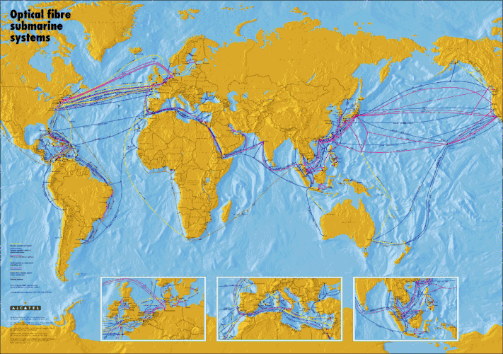 Sistema submarino de cabos de fibra ótica