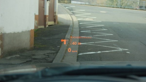 Head-up display aplicado em carros