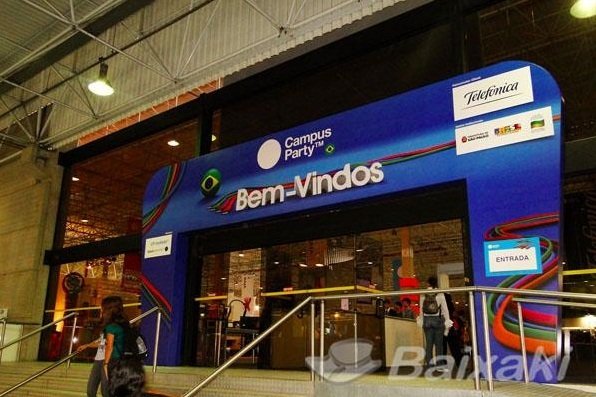 A entrada da arena da Campus Party Brasil 2011