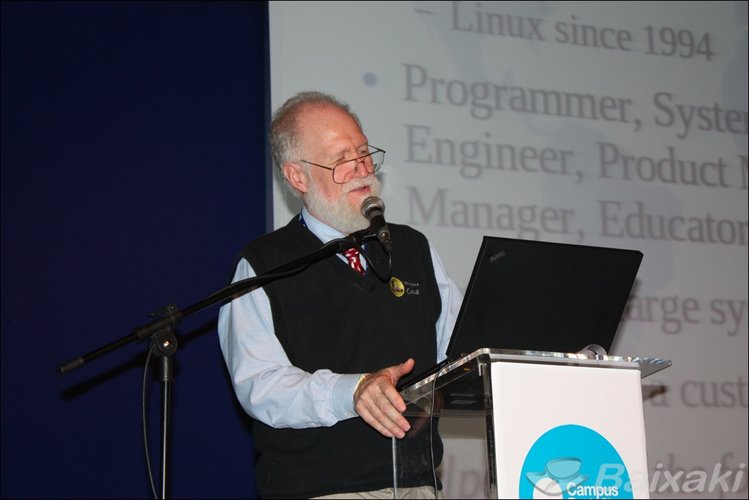 John Maddog Hall durante palestra na Campus Party 