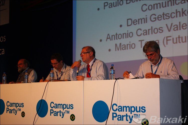 Debate no palco principal da Campus Party