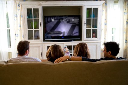 A distância ideal para assistir à televisão depende da densidade de pixels da tela