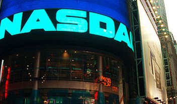 Ataque hacker à Nasdaq é novo golpe à confiança de investidores