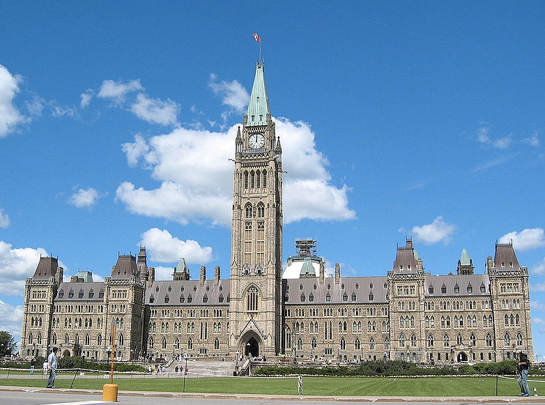 Prédio do parlamento, em Ottawa. Ministérios canadenses dizem ter sofrido ciberataques.