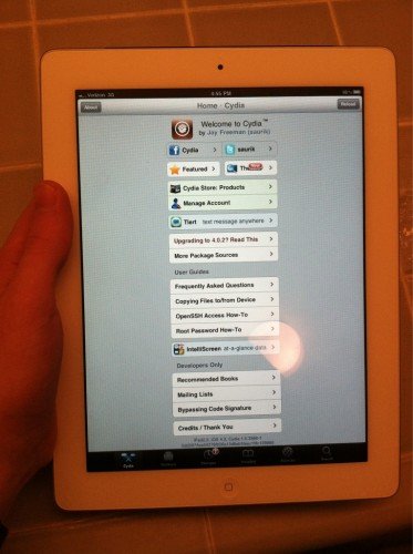 Novo iPad rodando o aplicativo Cydia.