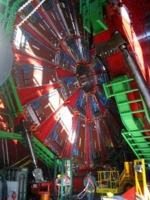 Eletroímãs supercondutores de 35 toneladas