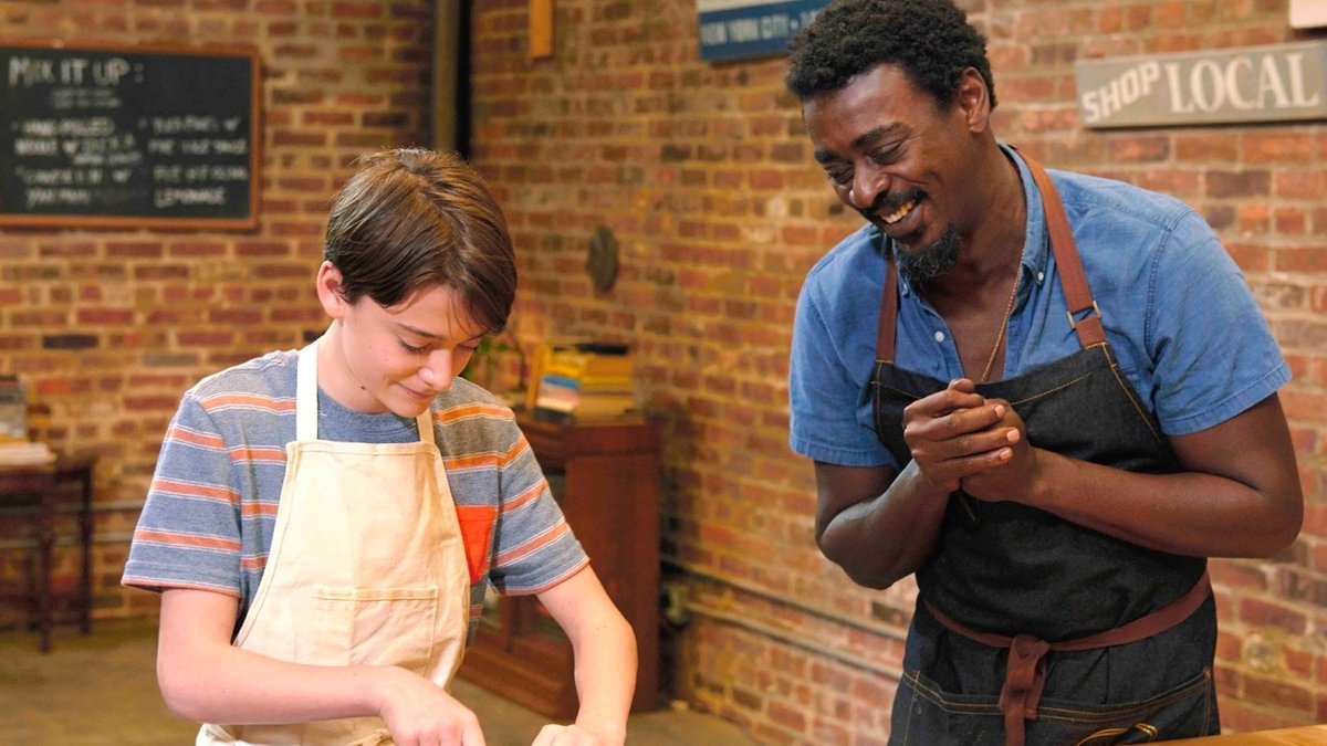 Seu Jorge e ator principal de Stranger Things estão juntos em novo