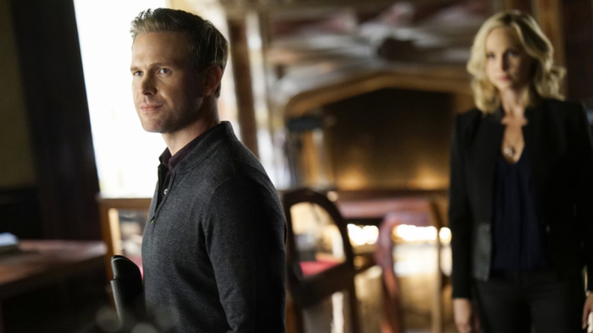 The Originals: sinopse revela retorno de Caroline e Alaric no